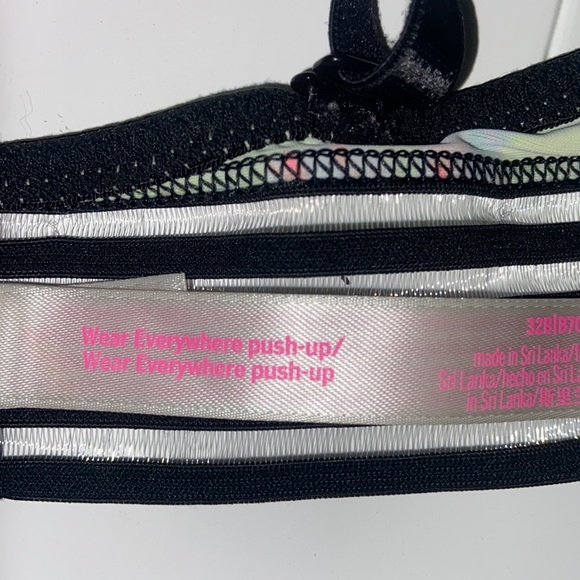 PINK VS wear everywhere push up bra - Picture 4 of 9